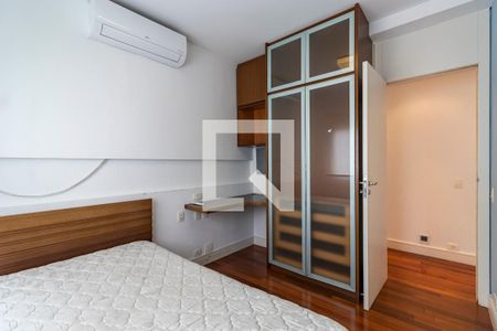 Apartamento à venda com 145m², 3 quartos e 2 vagas Apartamento à venda com 145m², 3 quartos e 2 vagasSuíte 1