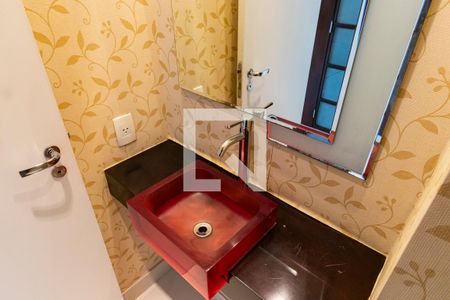 Apartamento à venda com 145m², 3 quartos e 2 vagas Apartamento à venda com 145m², 3 quartos e 2 vagasLavabo