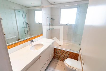 Apartamento à venda com 145m², 3 quartos e 2 vagas Apartamento à venda com 145m², 3 quartos e 2 vagasBanheiro da Suíte 3