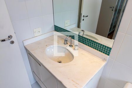 Apartamento à venda com 145m², 3 quartos e 2 vagas Apartamento à venda com 145m², 3 quartos e 2 vagasBanheiro da Suíte 1