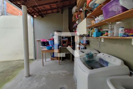 Casa à venda com 160m², 3 quartos e 3 vagasÁrea de Serviço