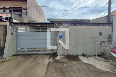 Casa à venda com 160m², 3 quartos e 3 vagasFachada
