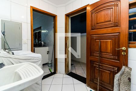 Casa à venda com 245m², 4 quartos e 4 vagas Casa à venda com 245m², 4 quartos e 4 vagasÁrea de Serviço