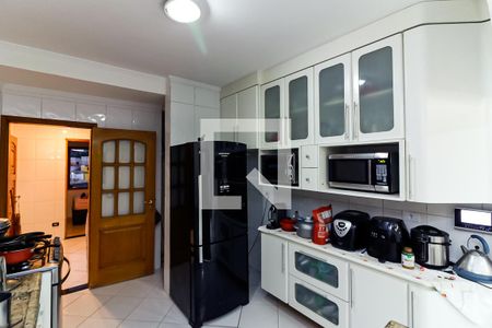 Casa à venda com 245m², 4 quartos e 4 vagas Casa à venda com 245m², 4 quartos e 4 vagasCozinha