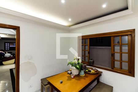 Casa à venda com 245m², 4 quartos e 4 vagas Casa à venda com 245m², 4 quartos e 4 vagasSala de Almoço