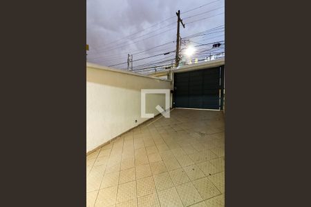 Casa à venda com 245m², 4 quartos e 4 vagas Casa à venda com 245m², 4 quartos e 4 vagasGaragem