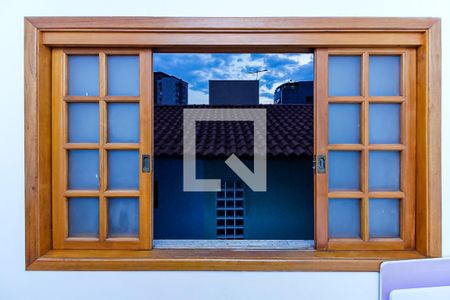 Casa à venda com 245m², 4 quartos e 4 vagas Casa à venda com 245m², 4 quartos e 4 vagasQuarto 3