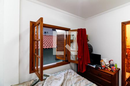 Casa à venda com 245m², 4 quartos e 4 vagas Casa à venda com 245m², 4 quartos e 4 vagasQuarto 2 - Suíte