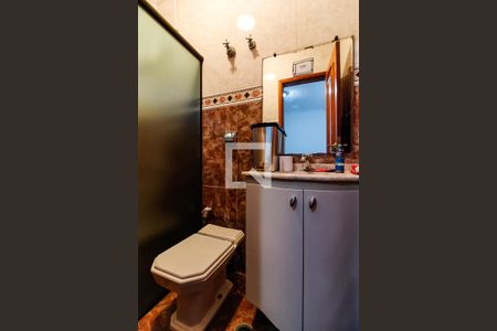 Casa à venda com 245m², 4 quartos e 4 vagas Casa à venda com 245m², 4 quartos e 4 vagasBanheiro do Quarto 2 - Suíte