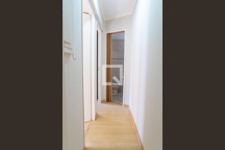 Apartamento à venda com 57m², 2 quartos e 1 vaga Apartamento à venda com 57m², 2 quartos e 1 vagaCorredor