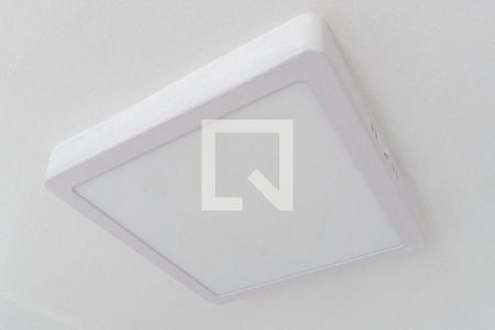 Apartamento à venda com 57m², 2 quartos e 1 vaga Apartamento à venda com 57m², 2 quartos e 1 vagaBanheiro de serviço Detalhe