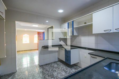 Casa à venda com 150m², 3 quartos e sem vaga Casa à venda com 150m², 3 quartos e sem vagaCozinha