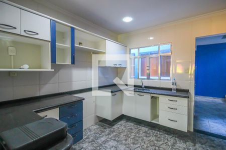 Casa à venda com 150m², 3 quartos e sem vaga Casa à venda com 150m², 3 quartos e sem vagaCozinha