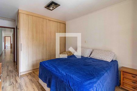 Casa à venda com 198m², 3 quartos e 4 vagasSuite 1