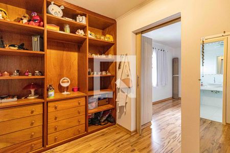 Casa à venda com 198m², 3 quartos e 4 vagasSuite 3 - Closet