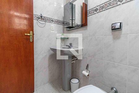 Casa à venda com 198m², 3 quartos e 4 vagasSuite 2 - Banheiro