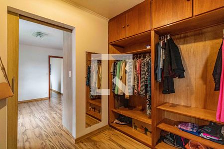 Casa à venda com 198m², 3 quartos e 4 vagasSuite 3 - Closet