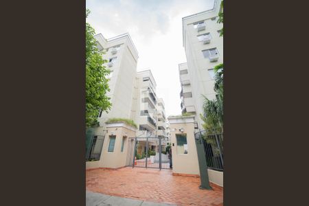 Apartamento para alugar com 75m², 2 quartos e 1 vaga