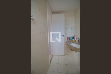 Apartamento para alugar com 75m², 2 quartos e 1 vaga Apartamento para alugar com 75m², 2 quartos e 1 vagaBanheiro