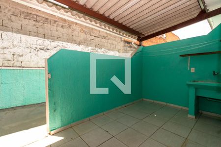 Casa para alugar com 30m², 1 quarto e sem vaga Casa para alugar com 30m², 1 quarto e sem vagaQuintal