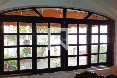 Casa à venda com 300m², 3 quartos e 4 vagasQuintal