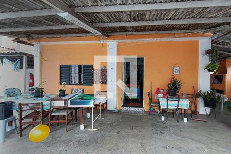 Casa à venda com 300m², 3 quartos e 4 vagasQuintal