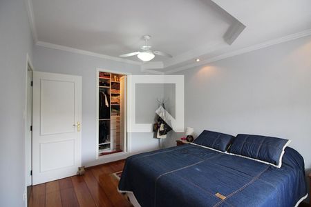 Casa à venda com 196m², 3 quartos e 4 vagasQuarto 1 - Suíte