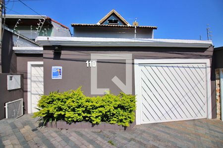 Casa à venda com 196m², 3 quartos e 4 vagasFachada 1