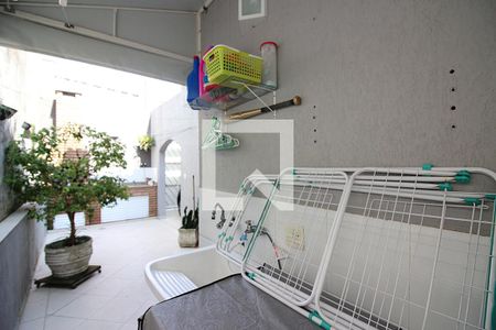 Casa à venda com 196m², 3 quartos e 4 vagasLavanderia
