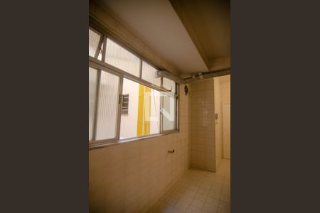 Apartamento à venda com 82m², 2 quartos e sem vaga Apartamento à venda com 82m², 2 quartos e sem vagaÁrea de Serviço