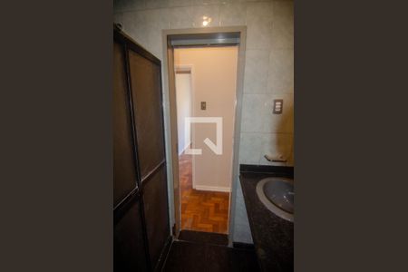 Apartamento à venda com 82m², 2 quartos e sem vaga Apartamento à venda com 82m², 2 quartos e sem vagaBanheiro