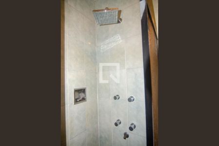 Apartamento à venda com 82m², 2 quartos e sem vaga Apartamento à venda com 82m², 2 quartos e sem vagaBanheiro