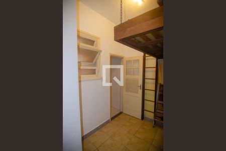 Apartamento à venda com 82m², 2 quartos e sem vaga Apartamento à venda com 82m², 2 quartos e sem vagaQuarto de Serviço