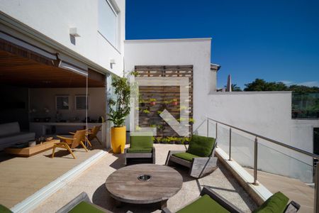 Casa de condomínio à venda com 690m², 4 quartos e 3 vagasVaranda da Salas