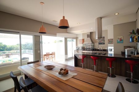 Casa de condomínio à venda com 690m², 4 quartos e 3 vagasÁrea Gourmet