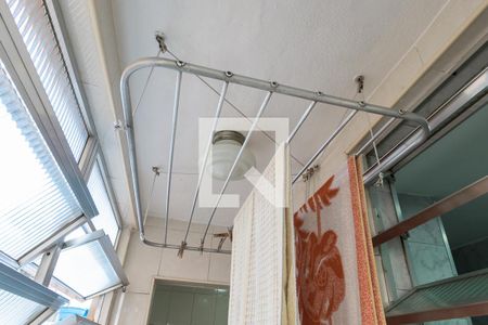 Apartamento à venda com 50m², 2 quartos e 1 vaga Apartamento à venda com 50m², 2 quartos e 1 vagaÁrea de Serviço