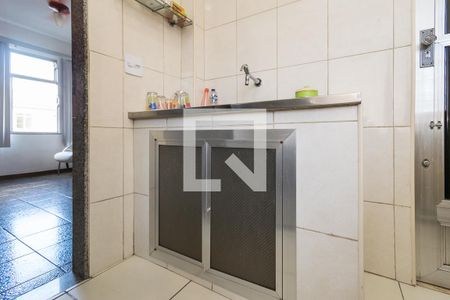 Apartamento à venda com 50m², 2 quartos e 1 vaga Apartamento à venda com 50m², 2 quartos e 1 vagaCozinha - Armários