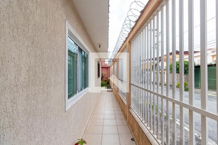 Casa à venda com 450m², 3 quartos e 3 vagasCorredor