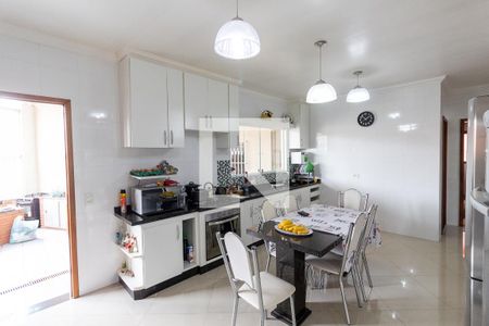 Casa à venda com 450m², 3 quartos e 3 vagasCozinha