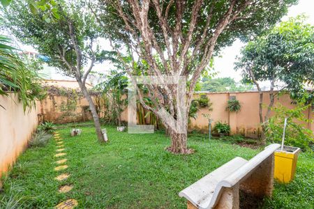 Casa à venda com 450m², 3 quartos e 3 vagasJardim