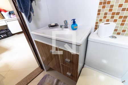 Casa à venda com 450m², 3 quartos e 3 vagasBanheiro 2