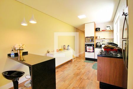 Casa à venda com 147m², 2 quartos e 2 vagasCozinha