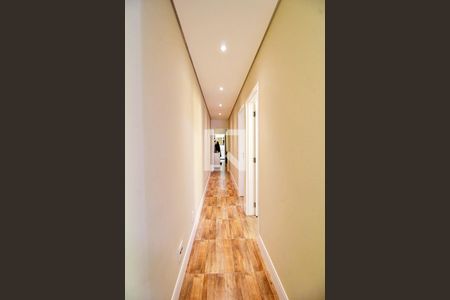 Casa à venda com 147m², 2 quartos e 2 vagasCorredor