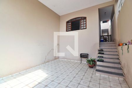 Casa à venda com 176m², 3 quartos e 2 vagasGaragem
