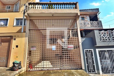 Casa à venda com 176m², 3 quartos e 2 vagasFachada