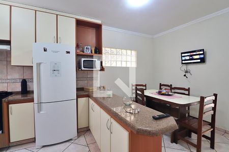 Casa à venda com 176m², 3 quartos e 2 vagasCozinha