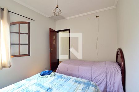 Casa à venda com 176m², 3 quartos e 2 vagasQuarto 2