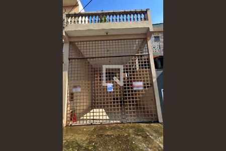 Casa à venda com 176m², 3 quartos e 2 vagasFachada