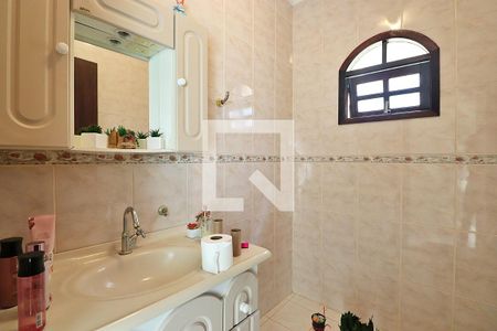 Casa à venda com 176m², 3 quartos e 2 vagasLavabo