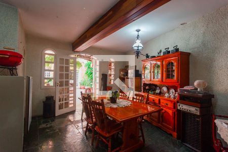 Casa à venda com 340m², 4 quartos e 3 vagasDeposito ou salão de festa